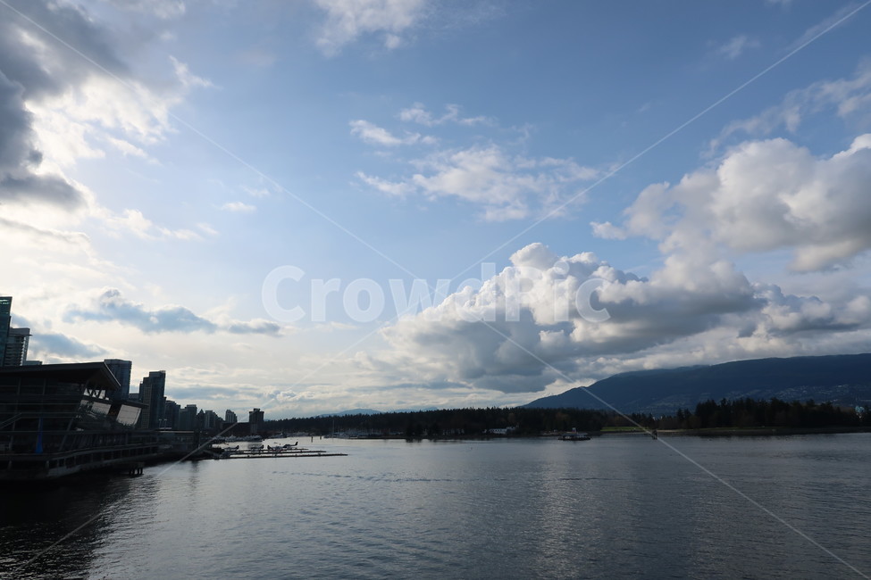 cloud,Canada,Vancouver,ocean,Canada Place