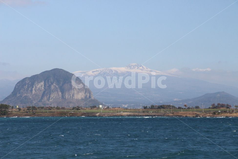 바다,산,한라산,하늘,sea,자연,island,nature,바닷가,산방산,섬,water,ocean,sky