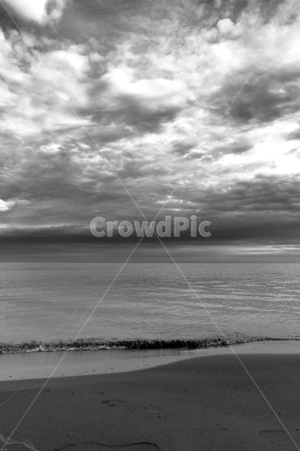 바다,호수,해안가,모래,자갈,구름,바람,색감,감성,흑백,해변,바다,beach,sea,흑백,모노톤,monochrome,black and white