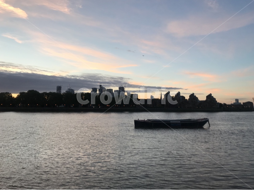 배,노을,sunset,sunlight,하늘,강,템즈강,thamesriver,구름,붉은하늘