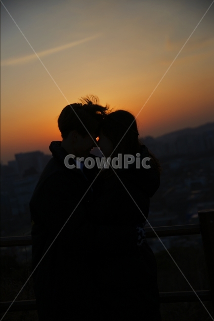 혜화,낙산공원,커플,실루엣,남자,여자,여성,남성,매직아워,노을,스냅사진,데이트,사람,인물,인간,human,person,연인,커플,사랑,lover,couple,감정표현,기분,feeling,emotion,인물실루엣,사람실루엣,character silhouette,human silhouette,nature,자연