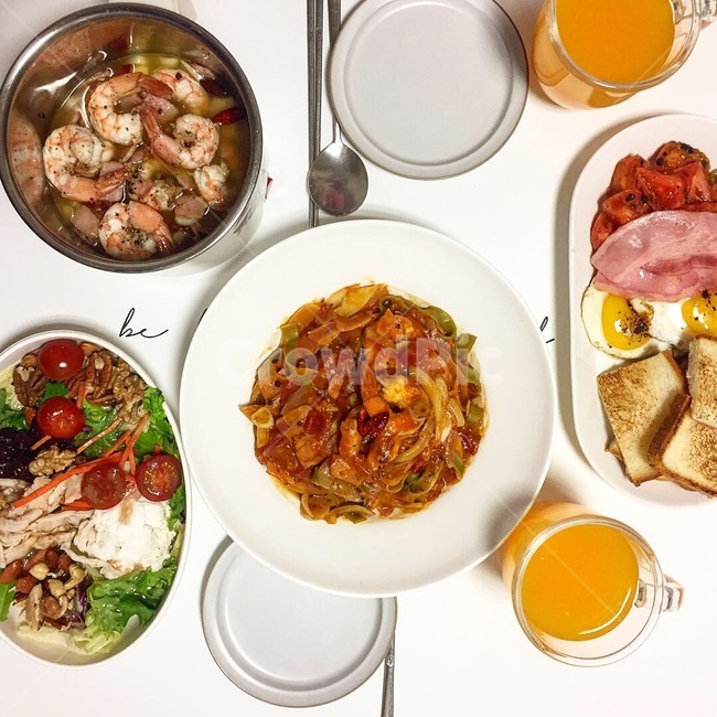 food,dish,식품,요리,파스타,감바스,샐러드,토스트,salad,toast