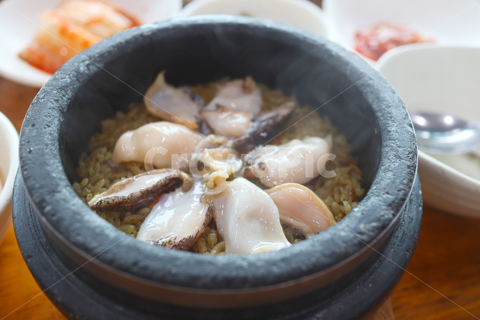 전복,전복요리,전복돌솥밥,돌솥밥,전복음식,food,meal,dish,dinner,rice,음식,식재료,요리,food,cook,meal,dishes,food reserves,한식,한국음식,한국요리,korean food,korean dishes,korean meal,korean cook