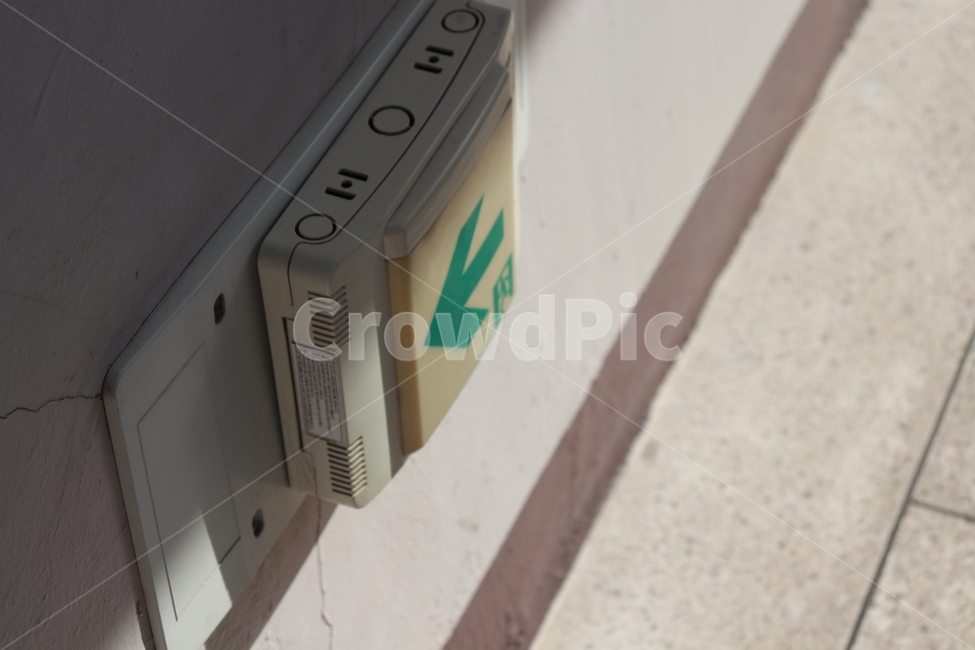 비상구,비상탈출구,비상구표시,낡은,옛날,사물,물건,오브젝트,thing,object,matter
