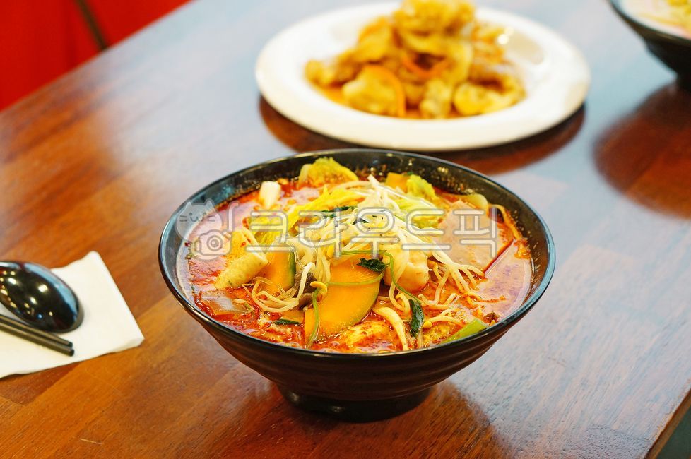 Malatang,Spicy,crispy,Meal for 2,noodle,Chinese food,pork,food,Kwabarou,Sweet and sour pork,Guo Baorou