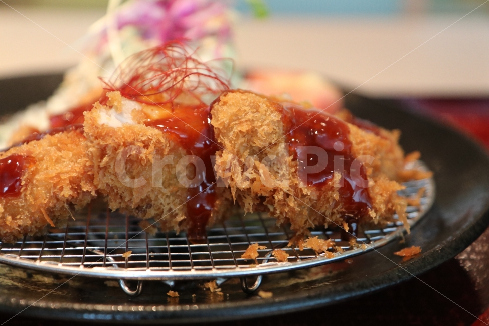 돈카츠,돈까스,일본음식,일식,음식,먹다,튀긴음식,튀기다,음식,식재료,요리,food,cook,meal,dishes,food reserves,육류,고기,meat,일식,일본음식,일본요리,Japanese food,Japanese dishes,Japanese meal,Japanese cook
