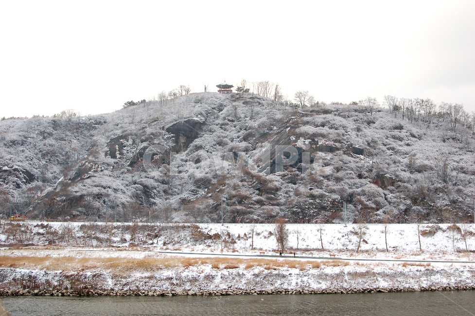 겨울,눈,산,설경,풍경,자연,야외,스노우,설산,계절,정자,응봉산,서울,한국,겨울,계절,winter,season