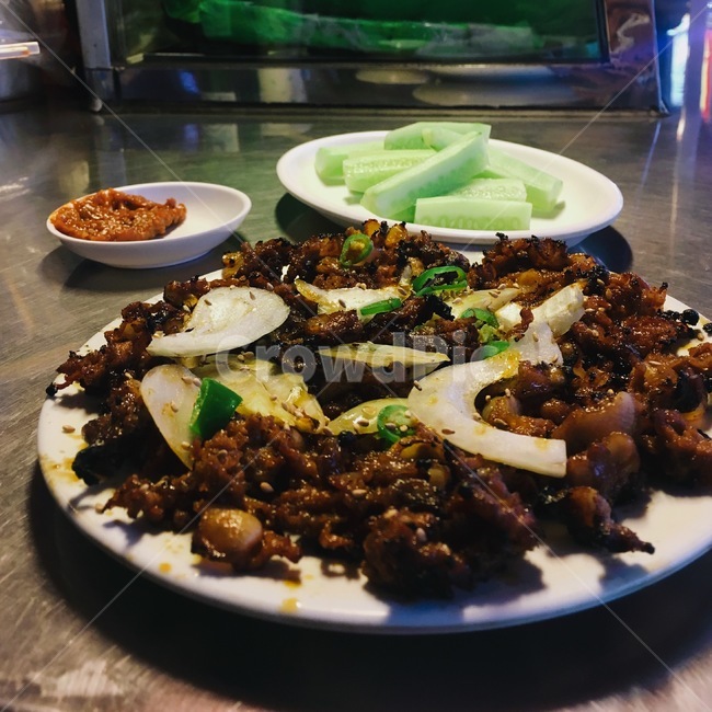 오돌뼈,food,식품,meal,식사,오이,포장마차,분위기,음식,식재료,요리,food,cook,meal,dishes,food reserves,한식,한국음식,한국요리,korean food,korean dishes,korean meal,korean cook