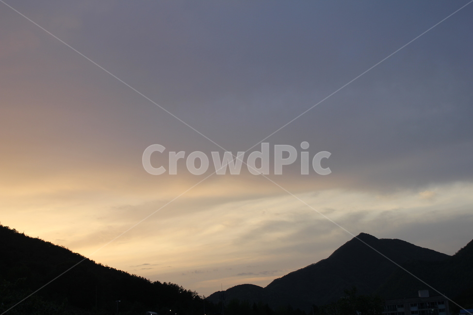 하늘,산,구름,노을,저녁하늘,cloud,sky,sunset,고요한,파스텔톤,자연,풍경,nature,landscape,outdoors,옥외