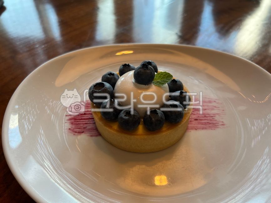 dessert,cake,Blueberry Cake,food