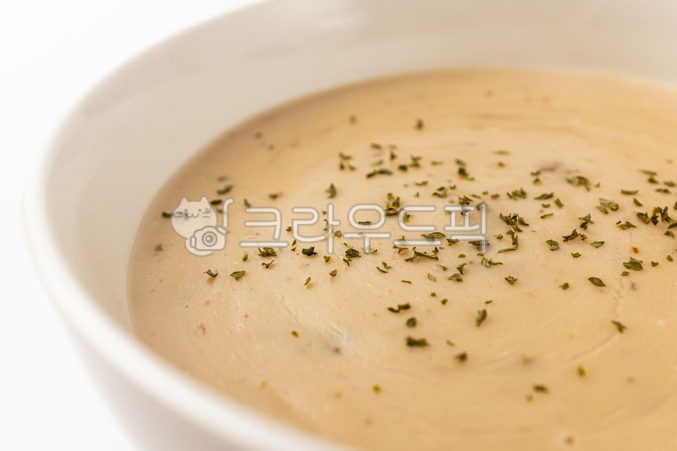 close up,soup,ingredient,savory,cream,vegetable,food,White Mushroom,meal,Button mushroom soup,parsley,warm,Button mushroom cream soup,grocery,Food Ingredients,cream soup,ingredients,mushroom