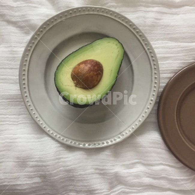 아보카도,연두색,과일,접시,정물,음식,식재료,요리,food,cook,meal,dishes,food reserves,과일,열매,fruit