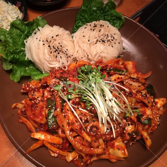 낙지볶음,낙지,소면,야식,혼밥,dish,요리,meal,식사,food,음식,음식,식재료,요리,food,cook,meal,dishes,food reserves