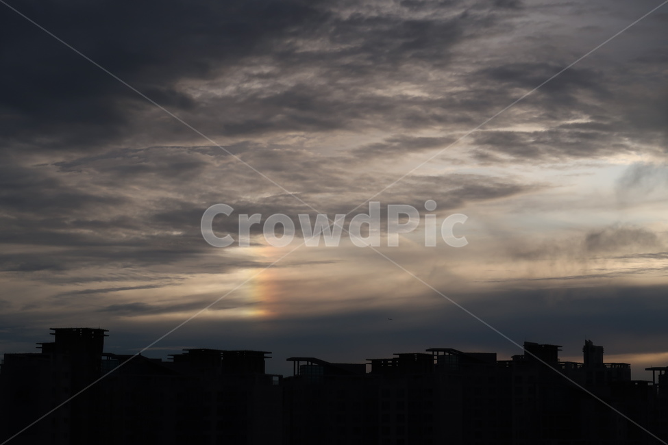 무지개,먹구름,어둠,자연,날씨,weather,nature,outdoors,옥외,flare,플레어,cumulus,sky,빛,light,적운,cloud,구름,하늘,자연,풍경,nature,landscape