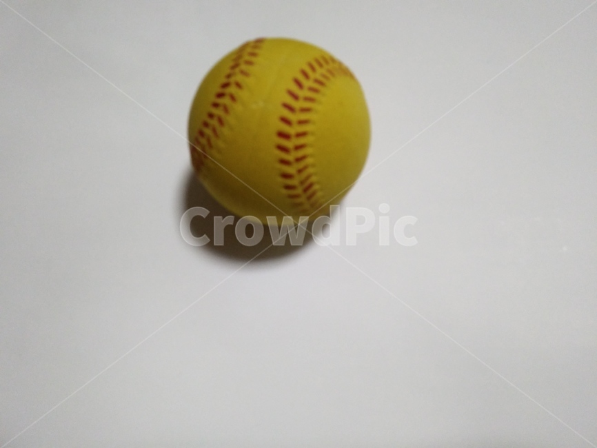 야구공,공,운동,야구,사물,스포츠,노란색,baseball,ball,정물,구도,그림자