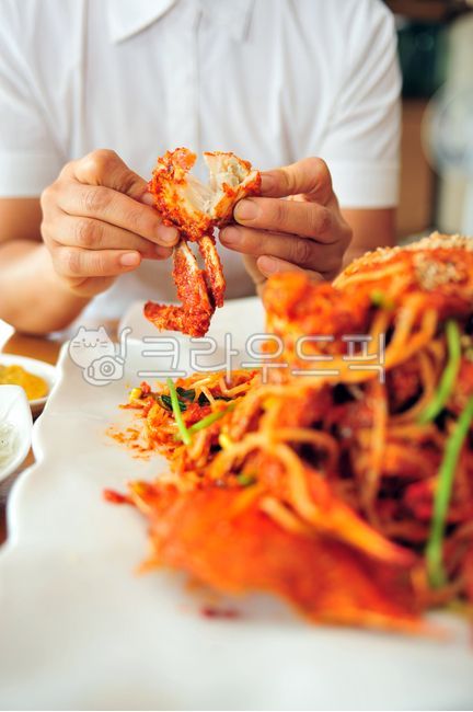 음식,꽃게찜,요리,꽃게,제철음식,메뉴,서해,해산물,갑각류,수산물,미식가,미식,밥도둑,맛집,식재료,음식점,식객,먹을거리,먹거리,한국요리,한국,상차림,밥상,맵다,매운,식당,찜,반찬