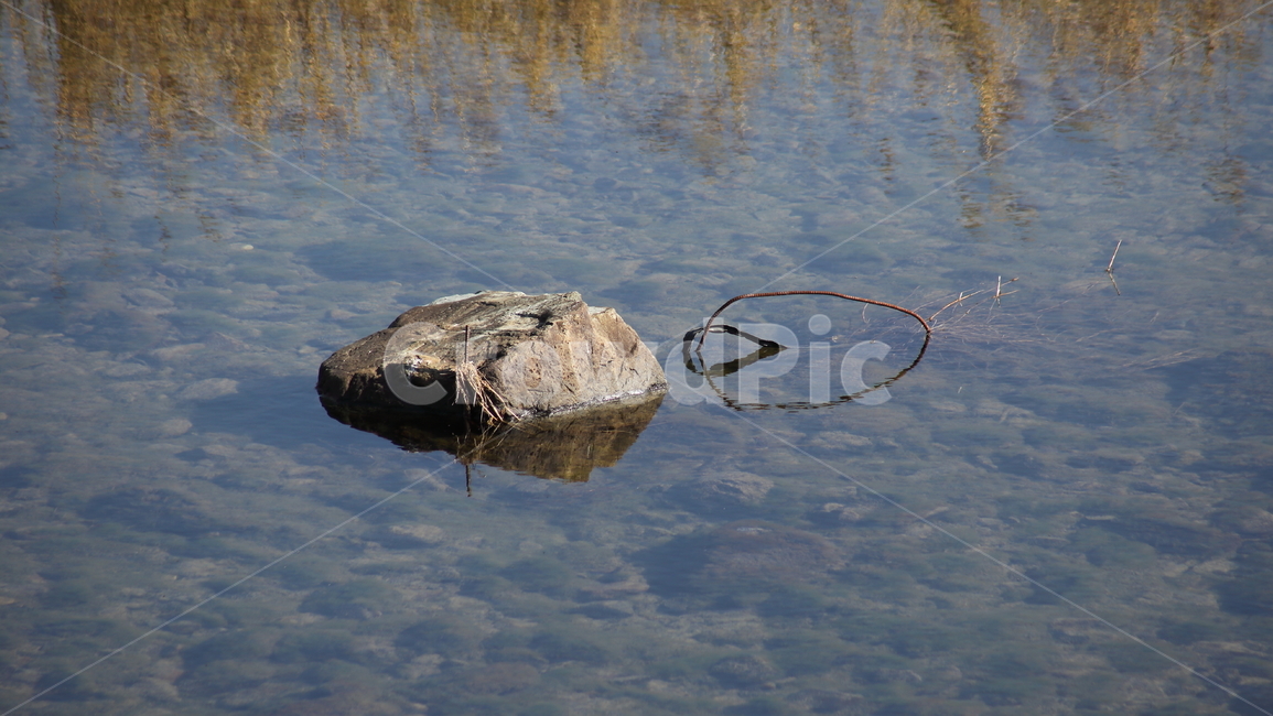 돌,강물,물,반영,reflection,자연,풍경,nature,landscape,water,outdoors,옥외,land,땅