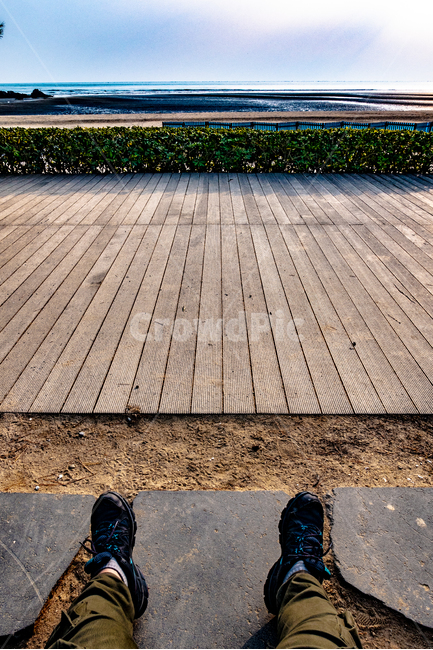 휴식,쉼,수평선,데크,바다,자연,풍경,nature,landscape,사람,인물,인간,human,person,신체일부,몸,body