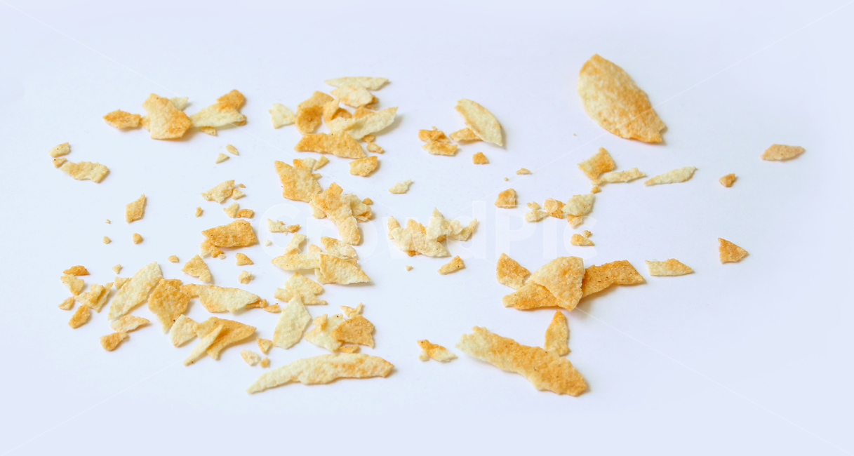 biscuit,brown,chip,chips,closeup,cooking,crisps,food,macro,object,potato,potatochips,snack,thin,white,비스켓,브라운,노란색,노랑,옐로우,클로즈업,음식,요리,과자,쿠키,스낵,감자칩,얇은,포테이토칩,포테이토,부서진,부스러기,과자부스러기,조각,조각난,과자가루,가루,흰배경,비스킷,음식,식재료,요리,food,cook,meal,dishes,food reserves,디저트,간식,후식,dessert,snack