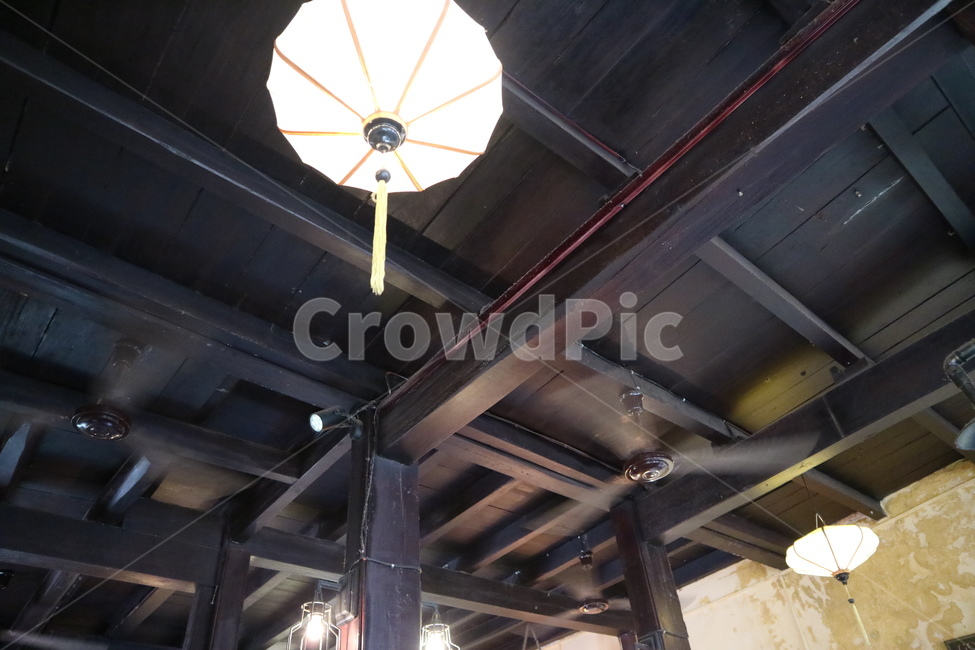 전등,천장,light,실내,indoor,실내인테리어,interior,나무,목재,목재가옥,목재주택,wood