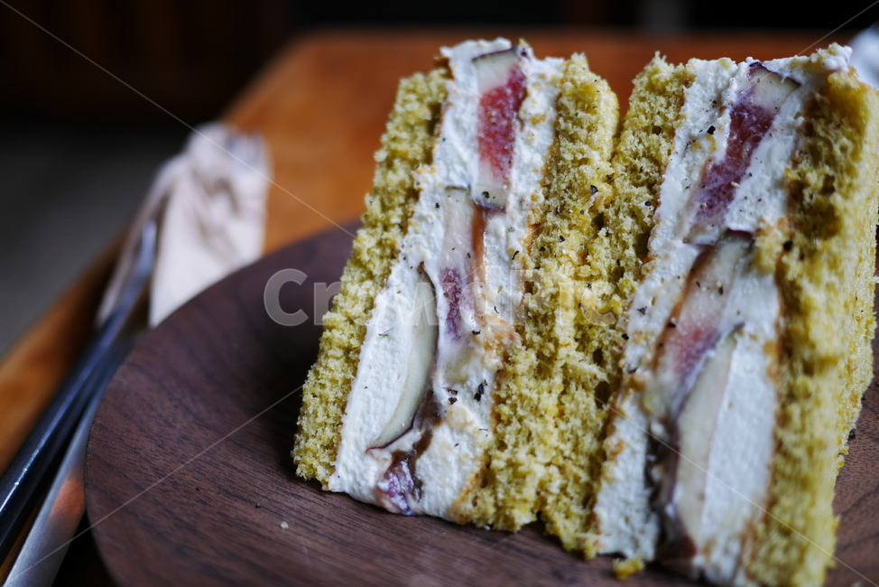 카페,음식,디저트,감성,dessert,cafe,후르츠산도,sandwich,sweets,과자,food,크림,cream,cake,케이크,디저트,간식,후식,dessert,snack