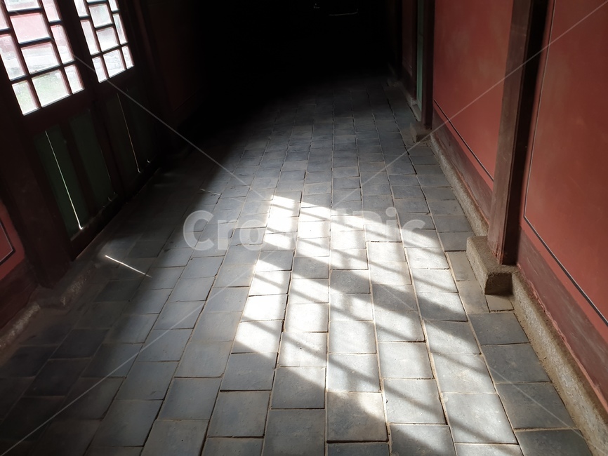 그림자,창문모양,복도,공간,바닥,전통문양,windowpattern,shadow,empty