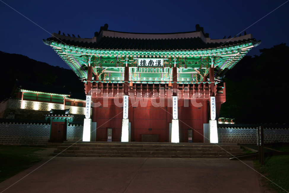 한남루,정문,행궁,남한산성,주련,누대,전각,조선시대,인조,building,건물,architecture,건축물,shrine,신사,worship,예배