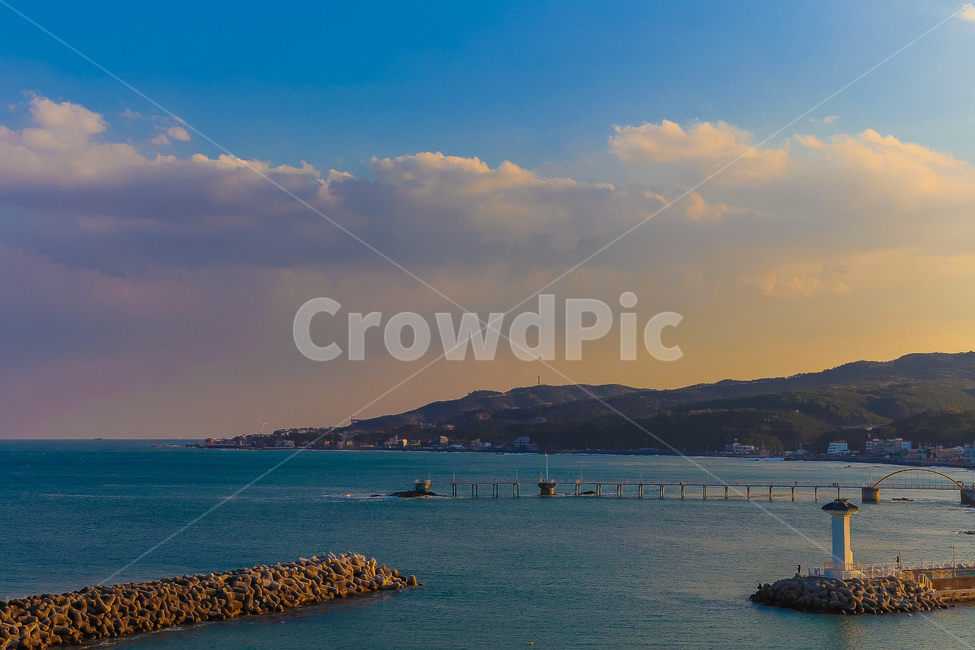 바다,구름,하늘,바닷가,sea,노을,물결,sunset,분위기,파도,여름,감성,파란색,바람,풍경,국내여행,해질녘,하늘색,수평선,황혼,저녁노을,아름다움,바다사진,일몰,일몰사진,석양,사진,붉은하늘,낭만,저녁놀,태양,운치,저녁하늘,자연,풍경,nature,landscape,land,땅,outdoors,옥외,ocean,대양,water,물,promontory,곶,shoreline,해안선
