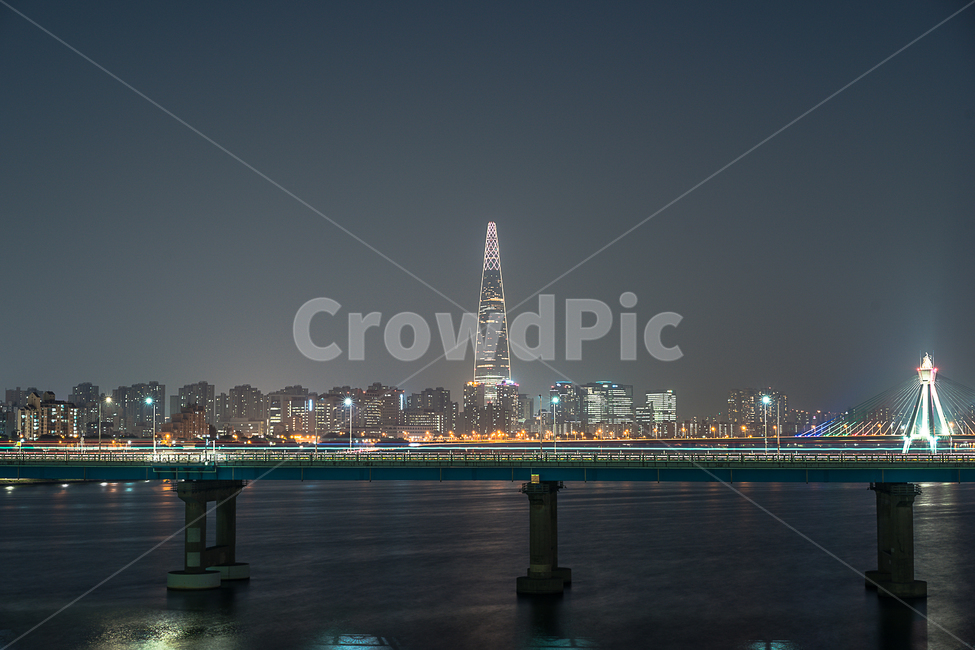 광진교,롯데타워,밤,야경,한강,다리,도로,불빛,도시,궤적,night,nightview,river,bridge,city,교통,traffic,야경,밤,풍경,nightscape,night,landscape,한국도시풍경,한국도시경관,korea cityscape
