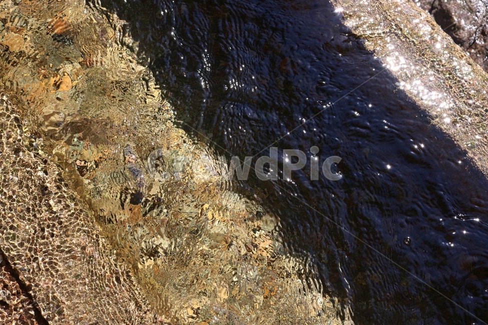 여름,휴가,계곡,물,돌,summer,natsu,vacation,kyuuka,valley,keikoku,water,mizu,stone,ishi,햇빛,sunlight,hizashi,그림자,shadow,kage