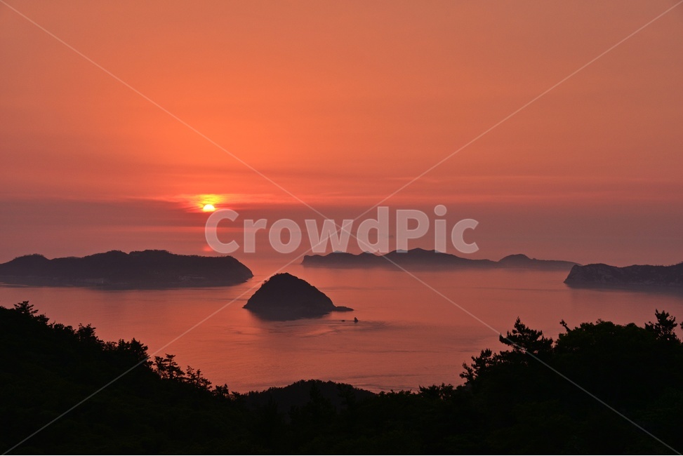 sunset,일몰,sky,하늘,dusk,황혼,redsky,붉은하늘,nature,자연,outdoors,옥외,water,물,shoreline,해안선,진도,조도,금치산전망대,진도일몰,자연,풍경,nature,landscape