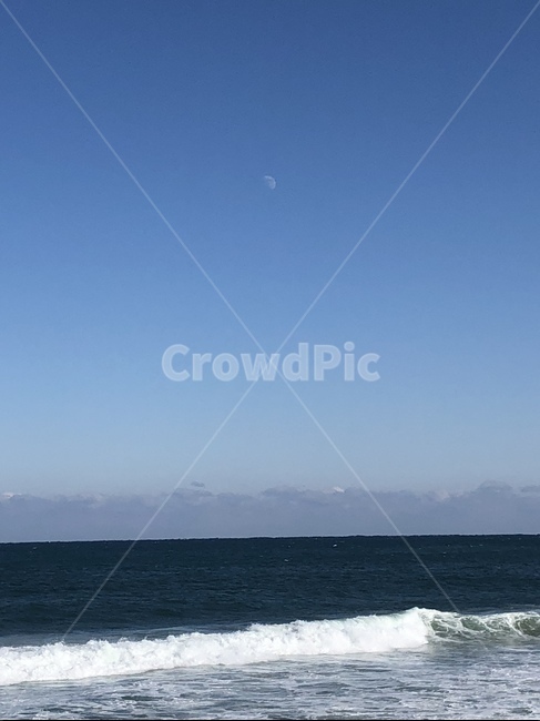 바다,하늘,달,구름,파도,파랑,감성사진,자연,풍경,nature,landscape,adventure,모험,leisure activities,레저 활동,outdoors,옥외,ocean,대양,water,물,sea