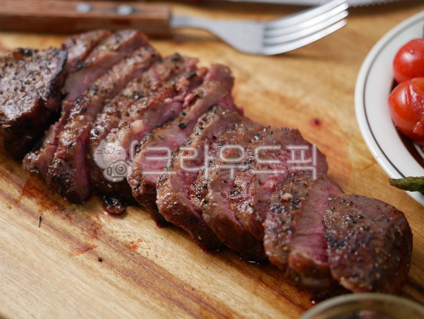steak,cook,marbling,fan meat,recipe,beef,Stripe end,dinner,meal,sirloin,meat,cooking,relief,home food
