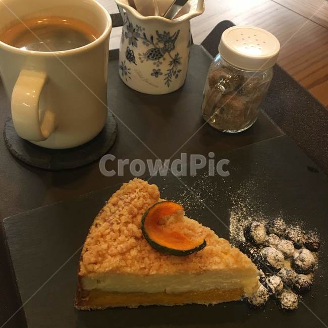 커피,카페,빵,케이크,아메리카노,디저트,coffee,americano,cafe,단호박치즈케이크,치즈케이크,음식,식재료,요리,food,cook,meal,dishes,food reserves,디저트,간식,후식,dessert,snack
