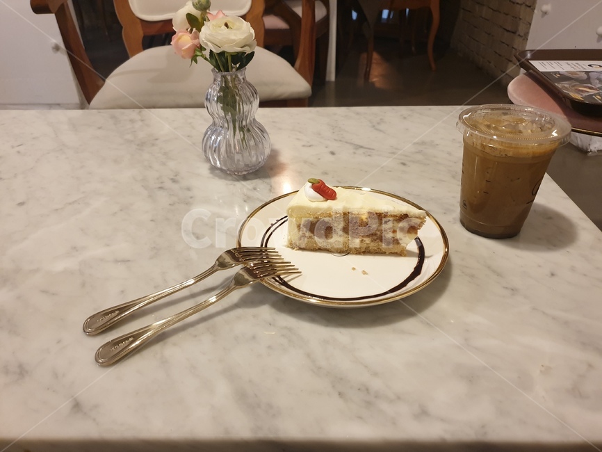 카페,커피,케이크,감성,포크