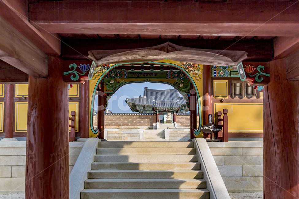 낙산사,원통보전,관음전,성보문화재,관광지,문화유산,전통사찰,고찰,불교미술,불교문화,단청,고건축,한국전통,한국문화,korean traditional,korean culture,건축물,건물외관,exterior,building,structure,architecture,construction