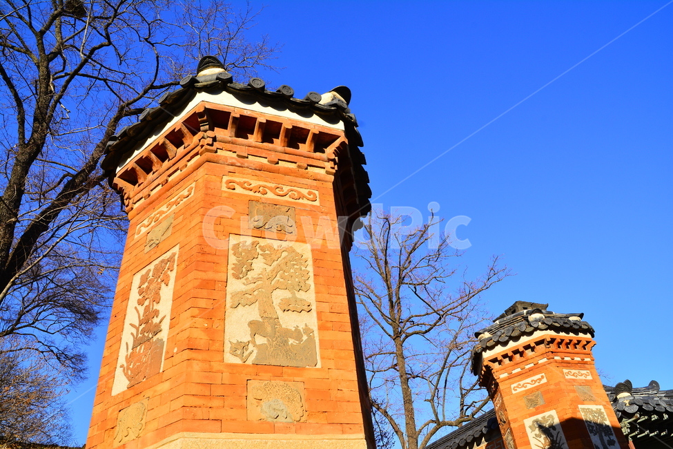 패턴,텍스쳐,전통,고궁,문양,한국적,코리안,pattern,texture,korean,tour,관광지,서울,창경궁,경복궁,보존,culture,traditional,기하학,추상,배경,바탕,백그라운드,background,디자인,라인,선,면,무늬,리듬,역사,문화유산,아름다움,한국의미,장인,east,동양적,아시아,담장,벽돌,block,빈티지,vintage,앤틱,유물,굴뚝,하늘,파랑,한국전통,한국문화,korean traditional,korean culture,건축물,건물외관,exterior,building,structure,architecture,construction