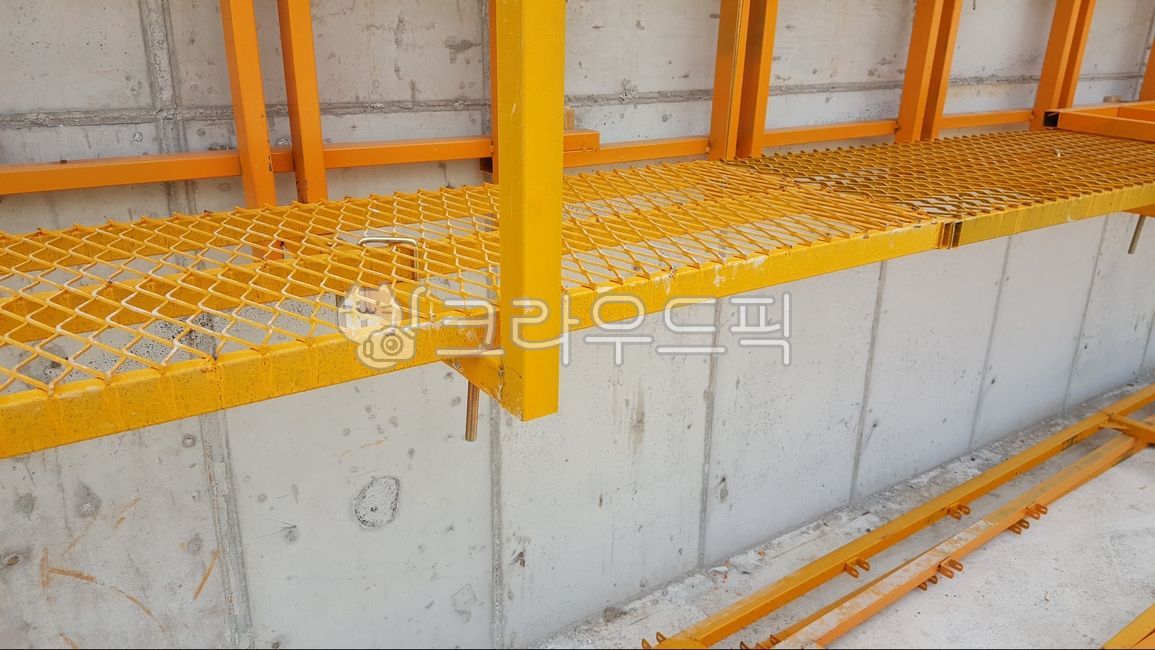 struct,concrete,construct,gang form,Readymixed concrete,railing,excavation,construction,Handrail,insulator,wallstructure,readymixedconcrete,metal,wall structure,structure,insulation,gangform,site,reinforced concrete,reinforcedconcrete,Confirmation,wing