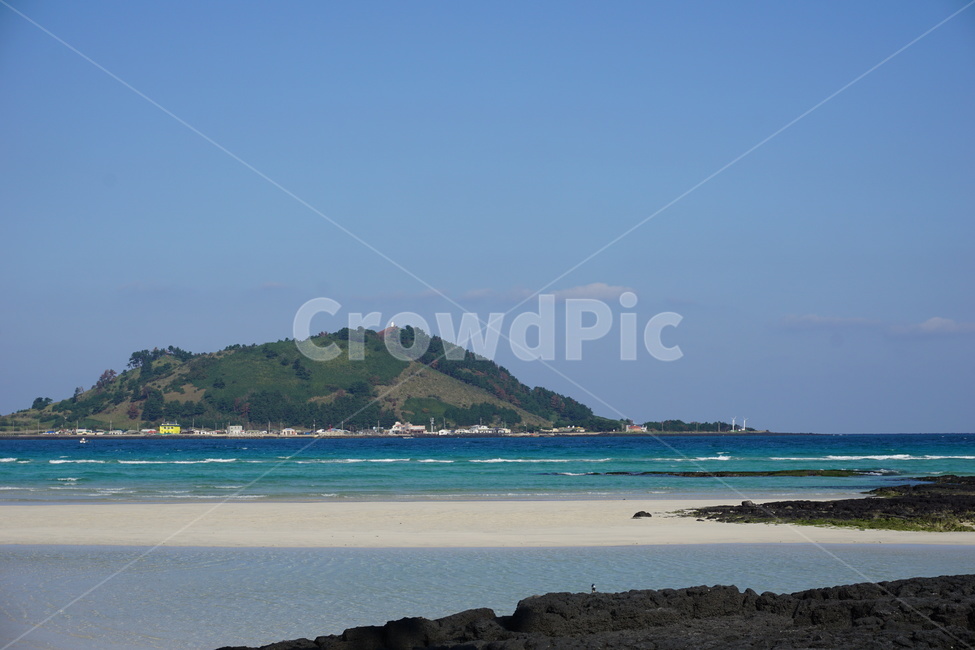 제주도,비양도,바다,자연,해변,파란색,풍경,자연,풍경,nature,landscape,한국자연풍경,한국자연경관,korea nature landscape,해변,바다,beach,sea,제주도,jeju,jeju island,outdoors,옥외,land,땅,shoreline,해안선,water,물,ocean,대양,coast,연안