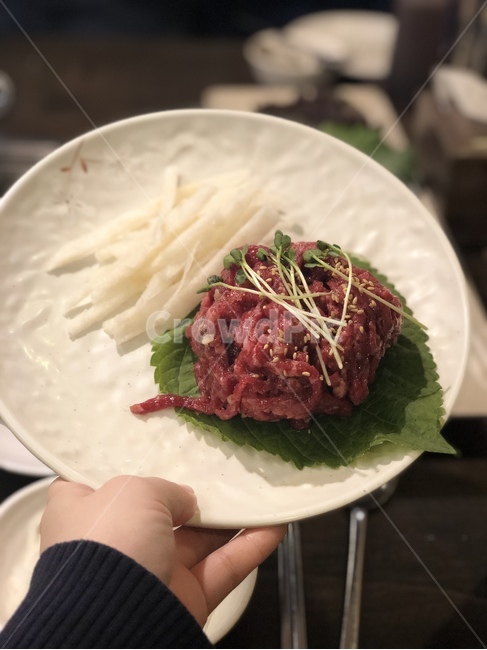 육회,음식,한우,한국음식,한식,술안주,육류,식재료,요리,한국요리,가족외식,음식,식재료,요리,food,cook,meal,dishes,food reserves,육류,고기,meat