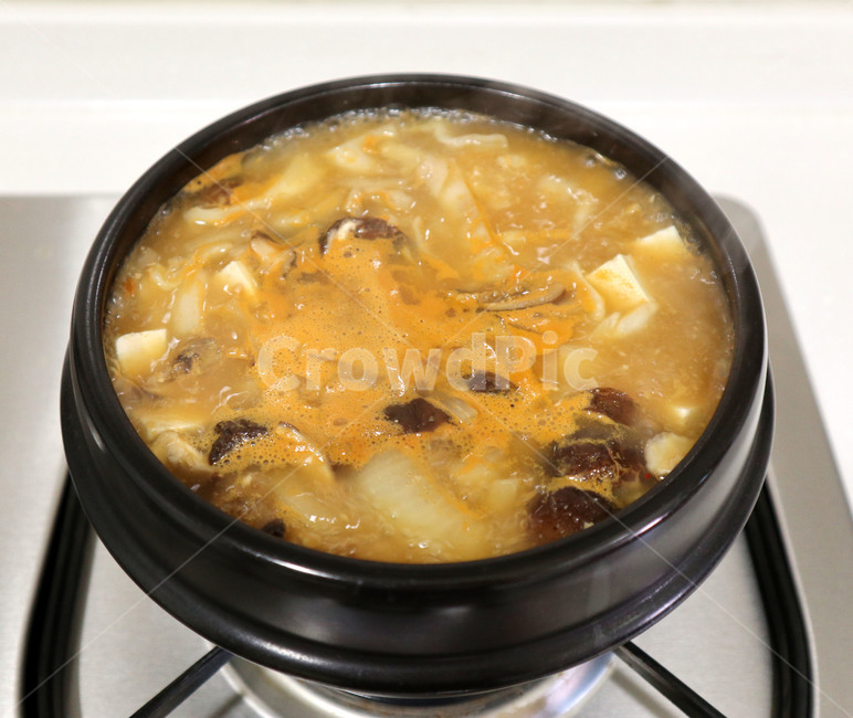 된장,된장찌개,뚝배기,한식,된장국,음식,식재료,요리,food,cook,meal,dishes,food reserves,한식,한국음식,한국요리,korean food,korean dishes,korean meal,korean cook