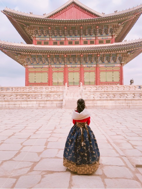 한복,사람,전통의상,여자,감성사진,소녀,색감,경복궁,궁,한국전통,한국문화,koreantraditional,koreanculture,한국전통의상,hanbok,인물,인간,여성,human,person,woman,female,lady,감성,sensible,feeling,한국전통,한국문화,korean traditional,korean culture,한복,한국전통의상,hanbok,korean traditional clothes,랜드마크,landmark,tourist attraction,한국랜드마크,한국관광지,한국명소,korea landmark,korea tourist attraction,사람,인물,인간,human,person,여성,여자,woman,female,lady