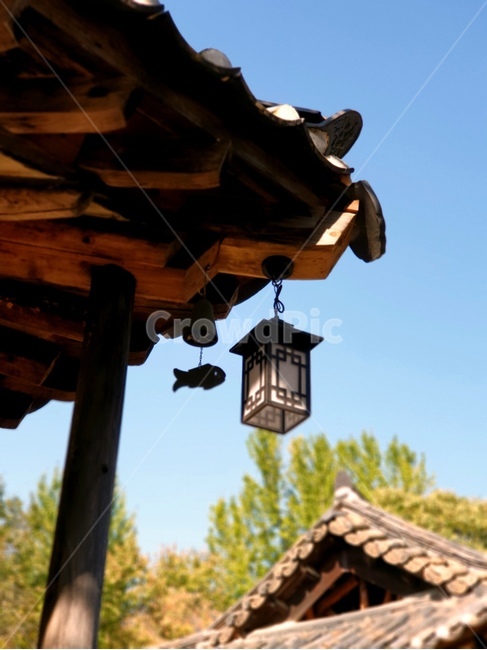풍경,자연,한옥,등,서까래,종,전통,기와,기와집,지붕,문양,불교,korea,koreantraditional,traditional,전통건축,건축,처마,전통기와,풍경소리,한국전통,한국문화,korean traditional,korean culture