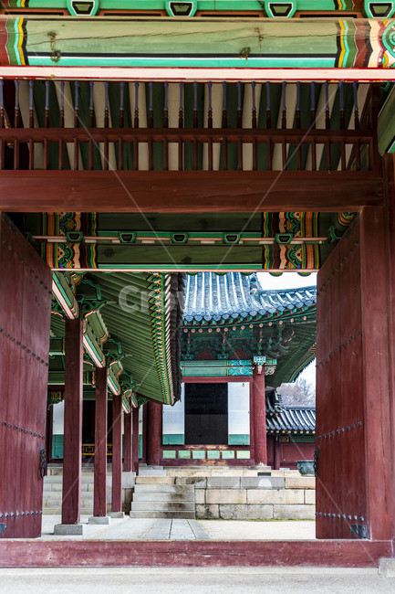 고궁,창덕궁,문화유산,기와지붕,전통대문,궁궐,전통기와,추녀,단청,전통가옥,전통건축물,한국전통,한국문화,korean traditional,korean culture,건축물,건물외관,exterior,building,structure,architecture,construction