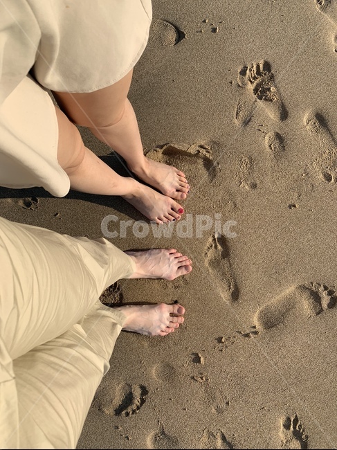 바닷가,바다,해변,발,모래,발자국,야외,옥외,sea,beach,foot,sand,footprints,outdoor,해변,바다,beach,sea,신체일부,몸,body