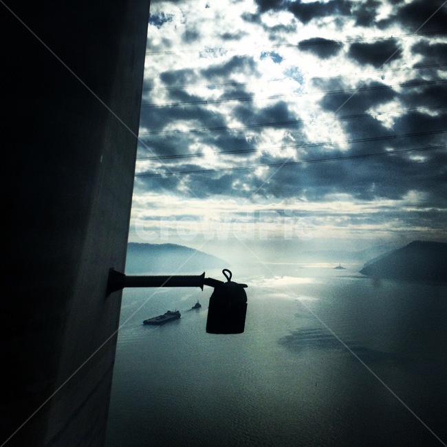 nature,자연,outdoors,옥외,land,나라,water,물,ocean,대양,sea,바다,sky,하늘,light,빛,scenery,풍경