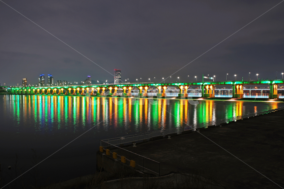 Jamsil,night view,Han River Bridge,reflection,Jamsil Bridge,light,fire,Han River