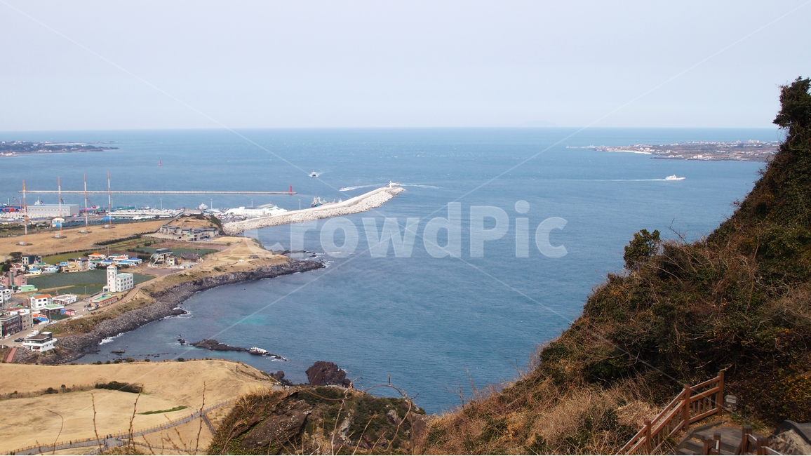 성산일출봉,제주도,바다,우도,경관,장관,오후,맑은날씨,자연,풍경,nature,landscape,한국자연풍경,한국자연경관,korea nature landscape,제주도,jeju,jeju island,outdoors,옥외,land,땅,ocean,대양,water,물,sea,shoreline,해안선,coast,연안