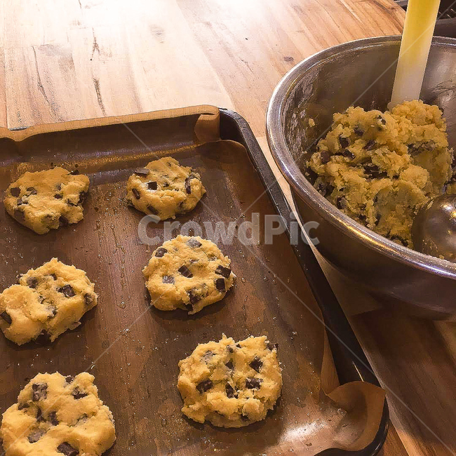 반죽,쿠키반죽,초코쿠키,노란색,초코집,베이킹,baking,chocolatechip,chocolatecookie,음식,식재료,요리,food,cook,meal,dishes,food reserves,디저트,간식,후식,dessert,snack