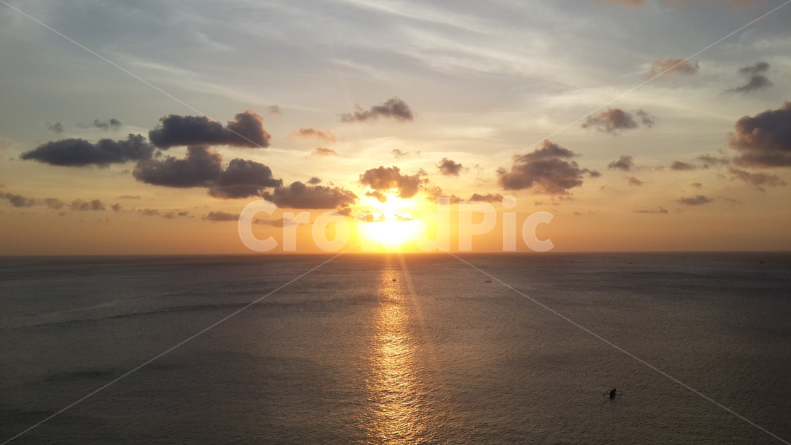 인도네시아,발리,쿠부,쿠부해변,쿠부비치,석양,일몰,황혼,indonesia,bali,balisunset,beachsunset,sunset,실루엣,silhouette,dusk,twilight,sea,ocean,sky,redsky,하늘,붉은하늘,자연,nature,sunlight,햇빛,자연,풍경,nature,landscape,outdoors,옥외